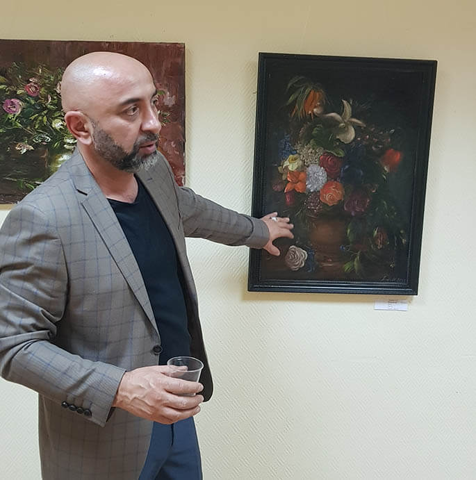 Выставка Арама Аперяна